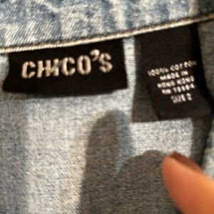 Chico's Sky Blue Denim Sleeveless Shirt Size 2 Spring Summer Festival Concert